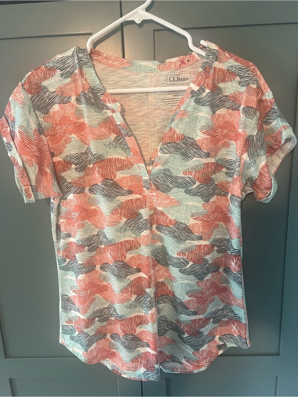 LL Bean  Streamside Splitneck Print S/S Tee Sz Small